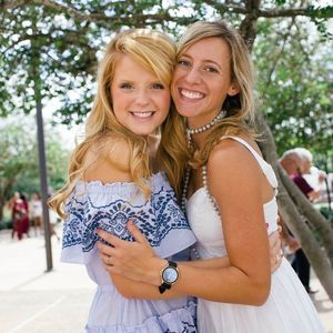 Meet your Posher, Hayley